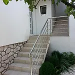 Πανσιόν Margarita Selce